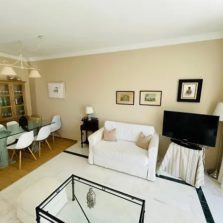 Apartment Milla De Oro