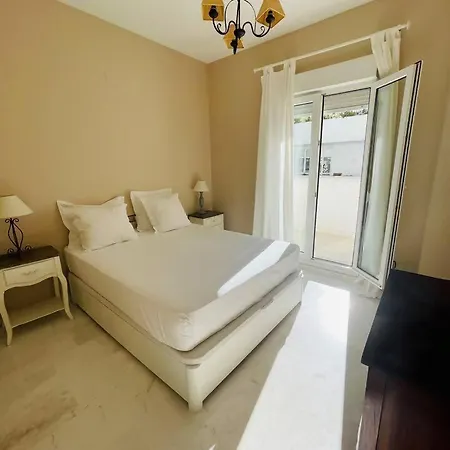 Milla De Oro Appartement